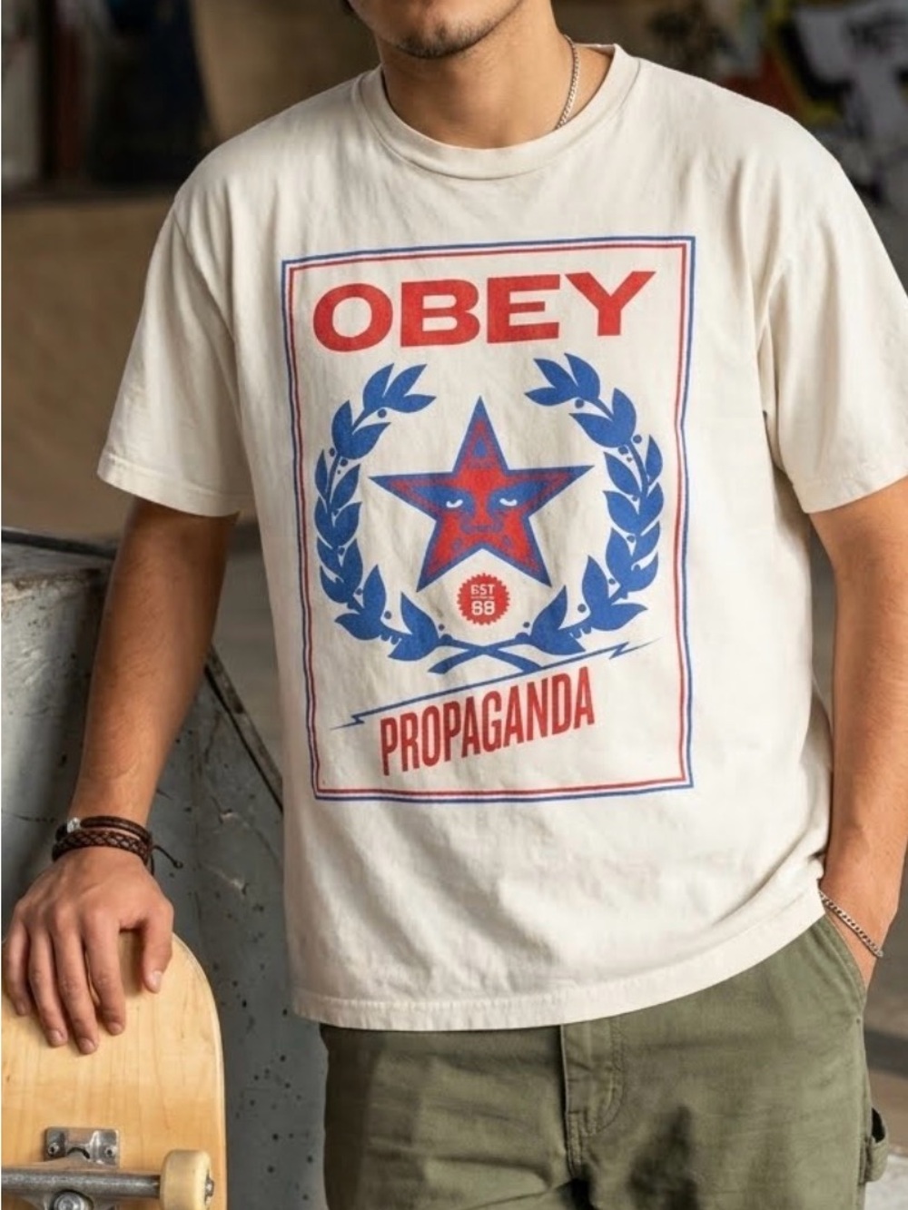 Vtg Obey Propaganda Graphic T-Shirt, Men’s Sz Lg Red Blue Star Wreath Streetwear